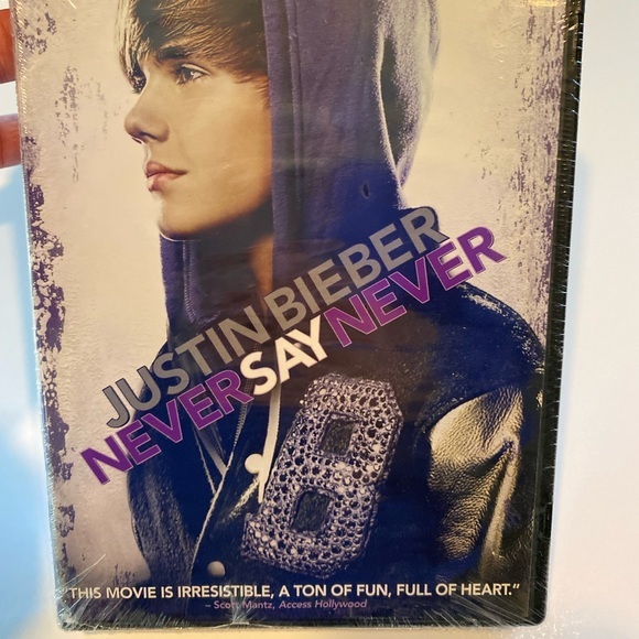 Other - JUSTIN BIEBER NEVER SAY NEVER MOVIE CD BRAND NEW SEALED PACKAGE
